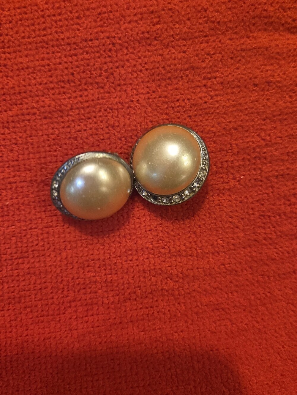 Vintage Faux Pearl Rhinestone Clip On Earrings Retro 1950s 1960s Costume Jewelry - Picture 7 of 8